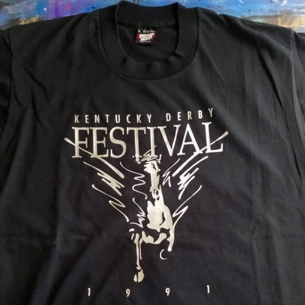 Silver Metallic Vintage Kentucky Derby T-shirt tee 90s Black